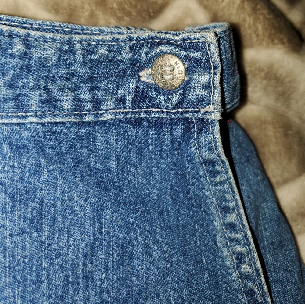 5 for $25 | Vintage OshKosh Medium Wash Denim Skort - Picture 3 of 15